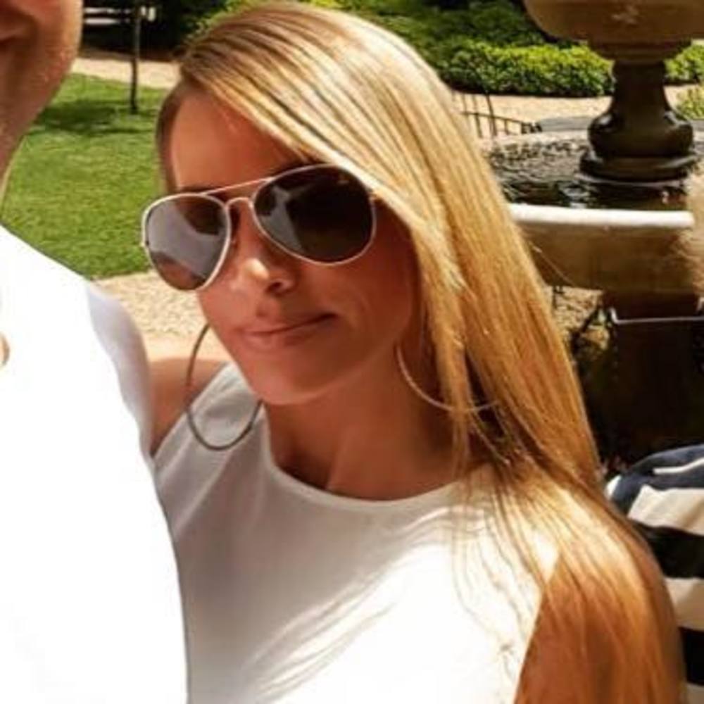 Meet your Posher, Rebecca